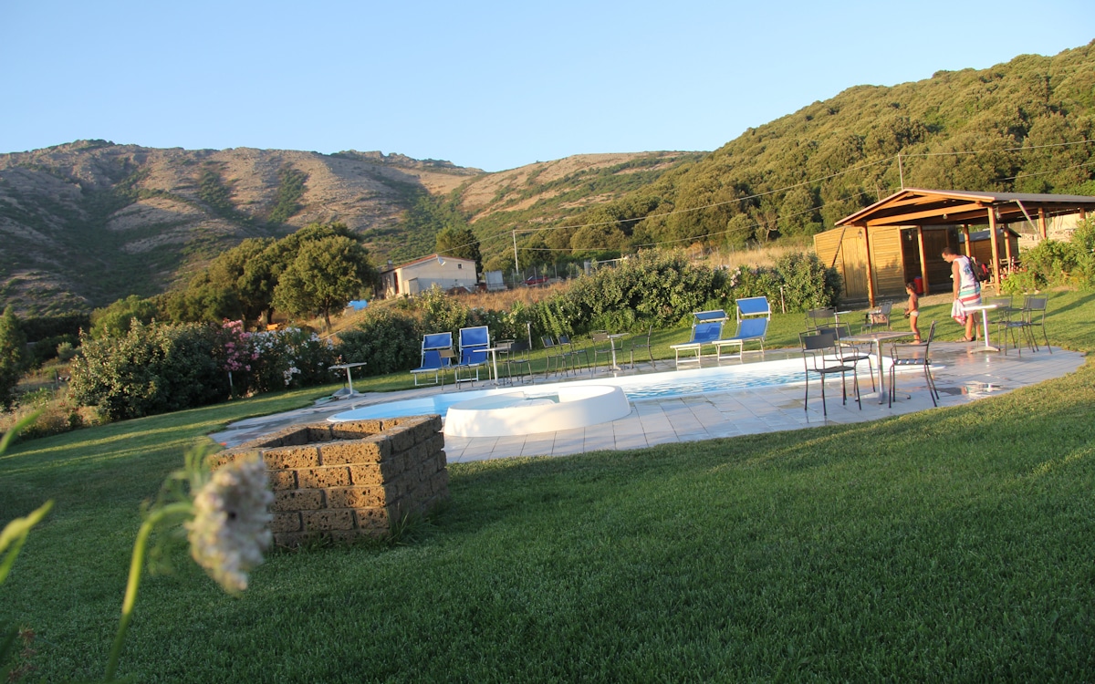Agriturismo Montevecchio Pool (6) Agriturismo Montevecchio Pool (6)