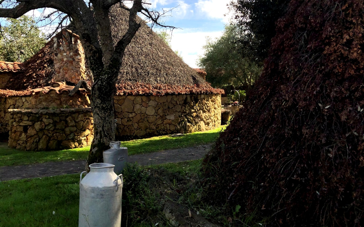 Agriturismo Alghero, typische Bauten (3) Agriturismo Alghero, typische Bauten (3)