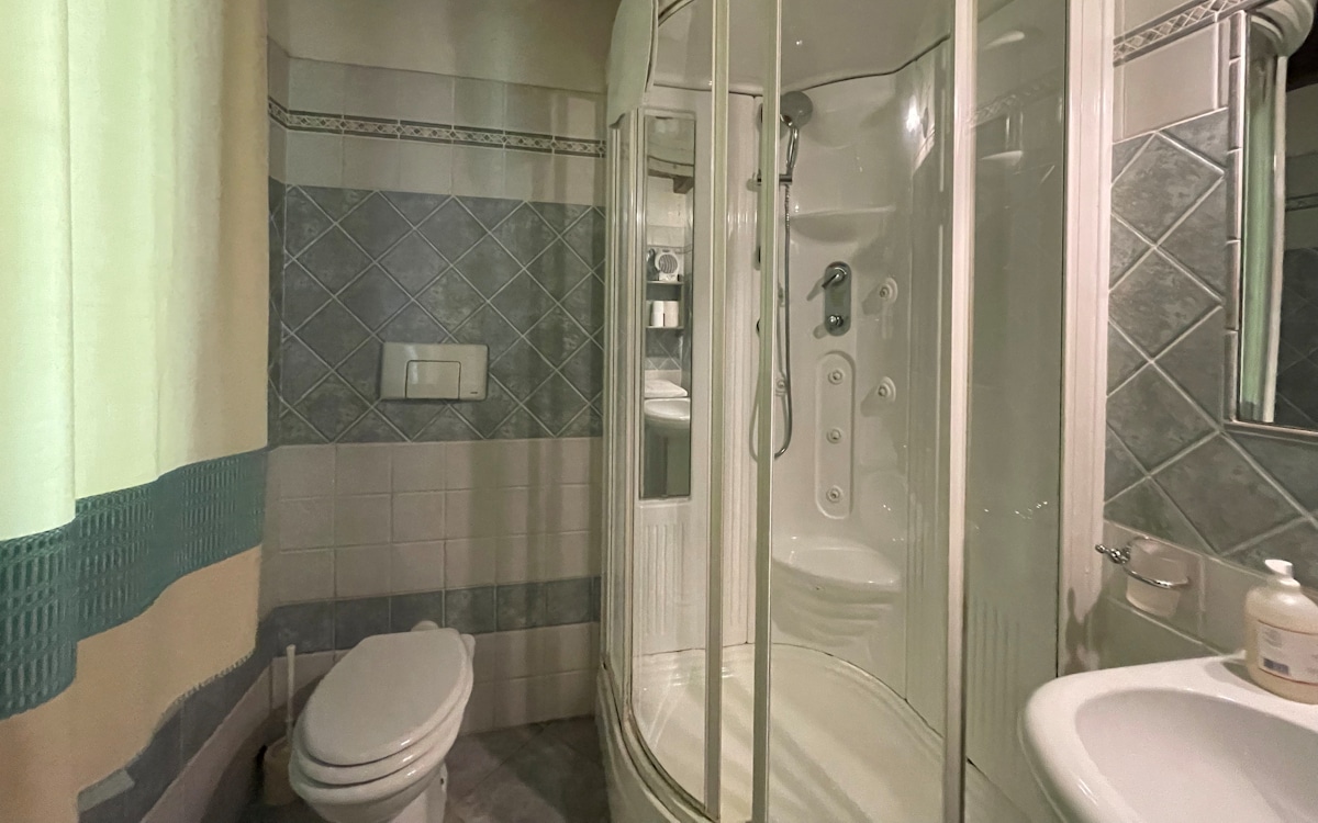 Villa Alghero 3, Badezimmer (3) Villa Alghero 3, Badezimmer (3)